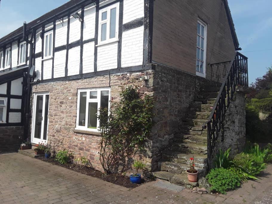 The Retreat Apartment Hereford Exterior foto